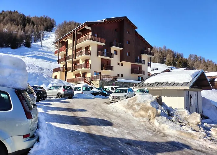 Rez De Jardin Et Garage Prive Daire