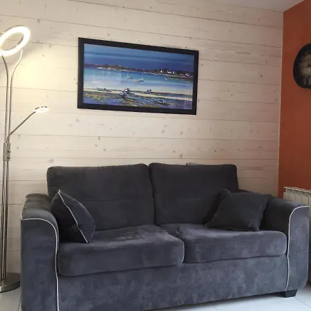 Rez De Jardin Et Garage Prive Apartment