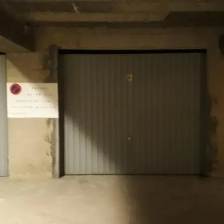 Rez De Jardin Et Garage Prive Lägenhet *